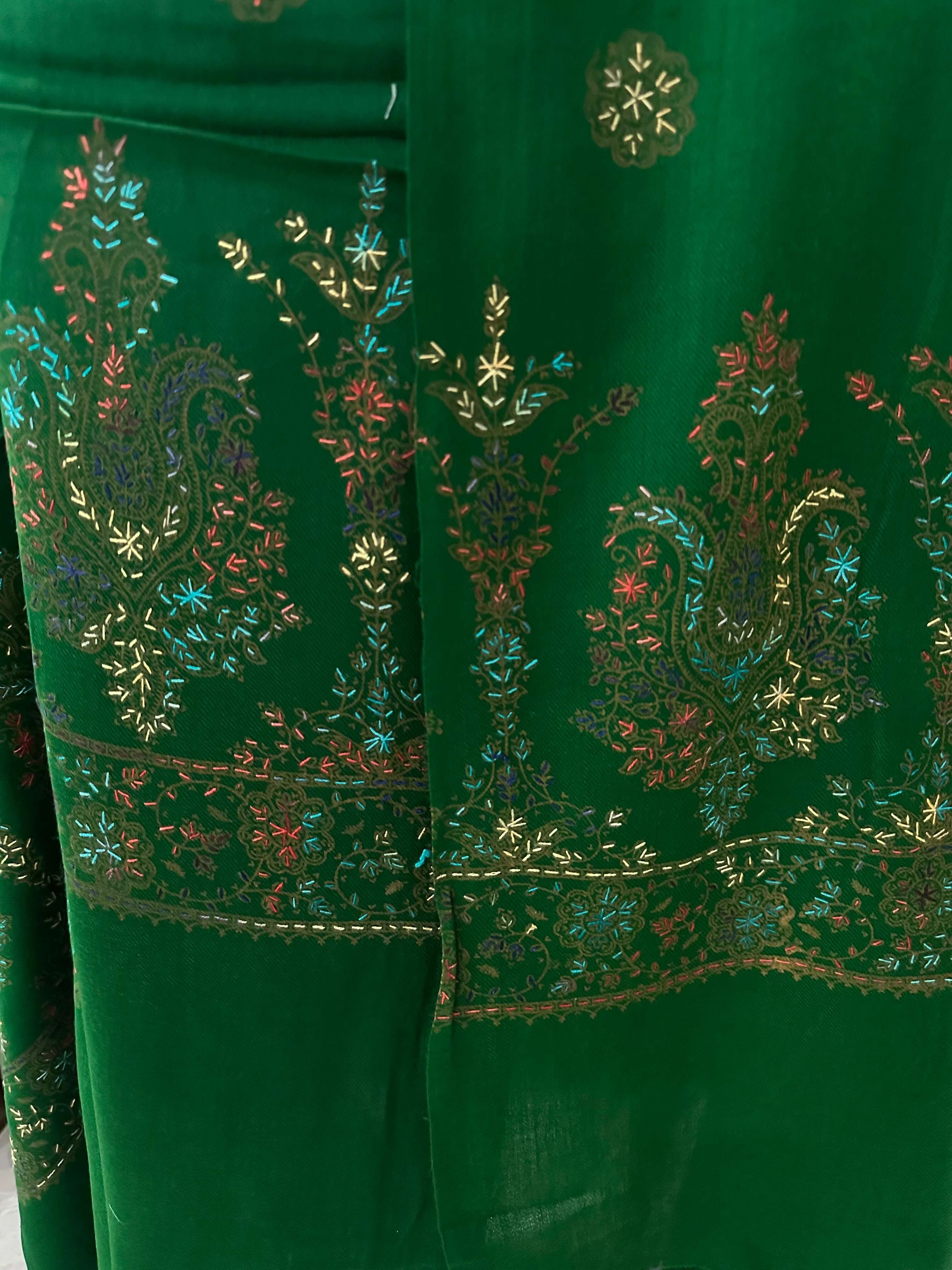 pashmina-embroidered-shawl-green-nurain-35425865