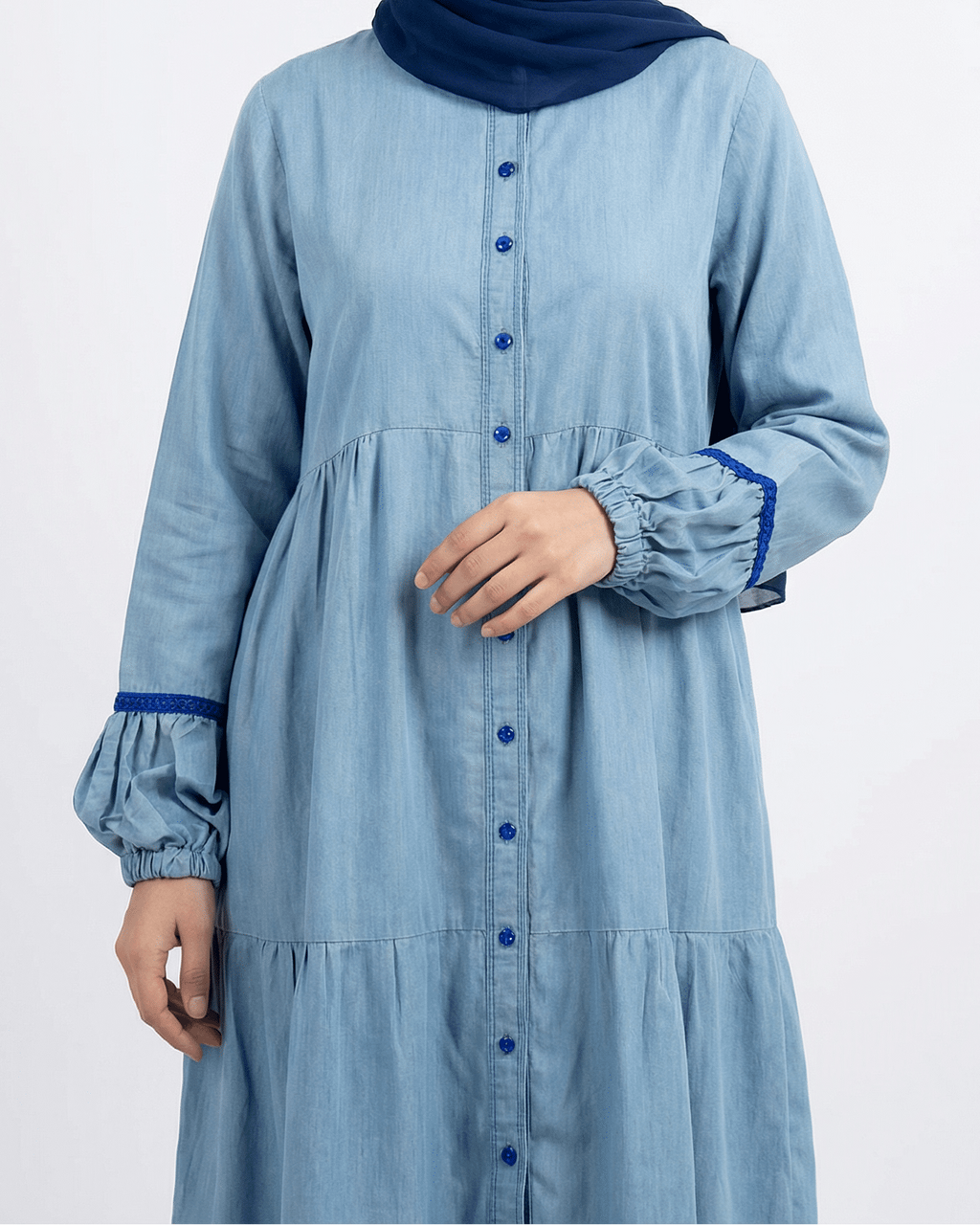 deniz-nurain-35425971